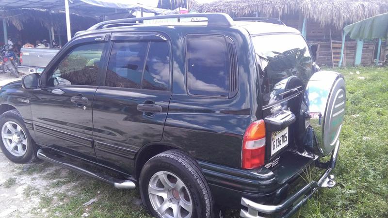 Suzuki  • 2002 • 100 km 3