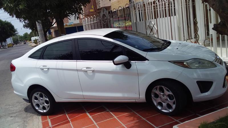 Ford Fiesta • 2011 • 111,000 km 8
