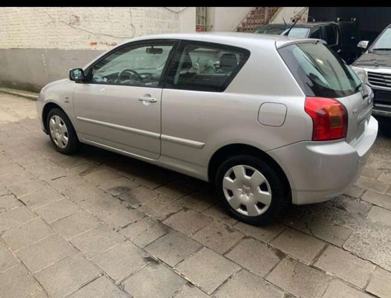 Toyota Corolla • 2003 • 175,000 km 2