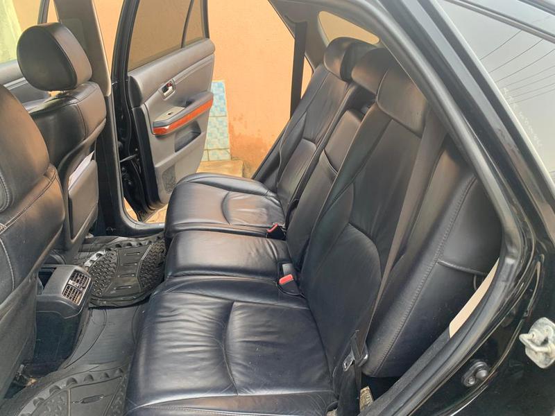 Lexus RX • 2005 • 147,293 km 6