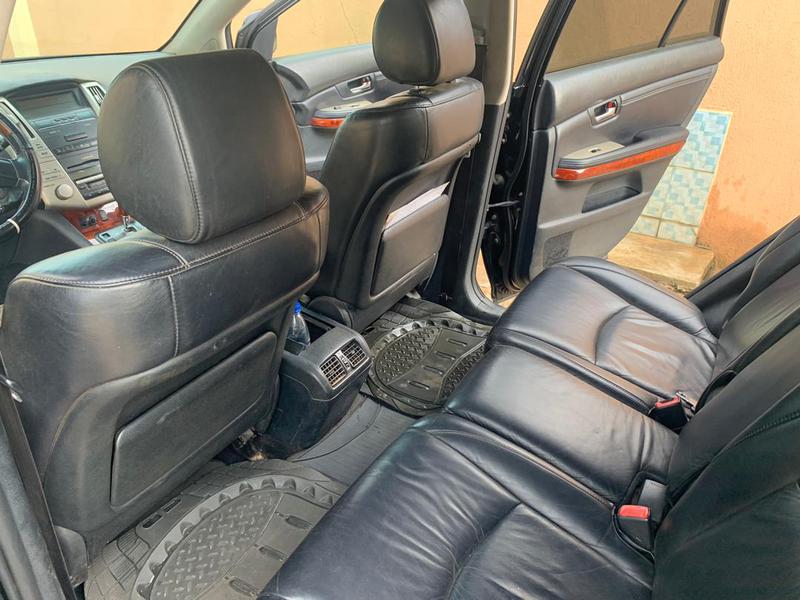 Lexus RX • 2005 • 147,293 km 1