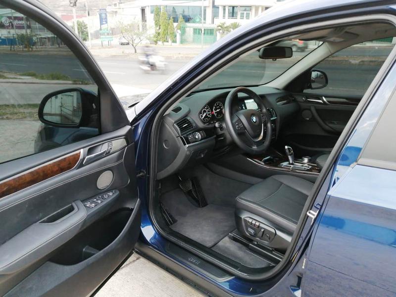 BMW X3 • 2017 • 42,000 km 9