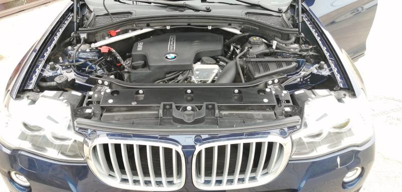 BMW X3 • 2017 • 42,000 km 4