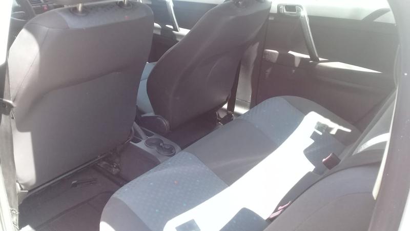 Volkswagen Polo • 2004 • 140,000 km 3