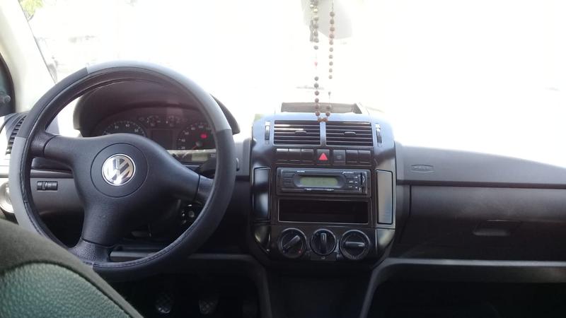 Volkswagen Polo • 2004 • 140,000 km 9