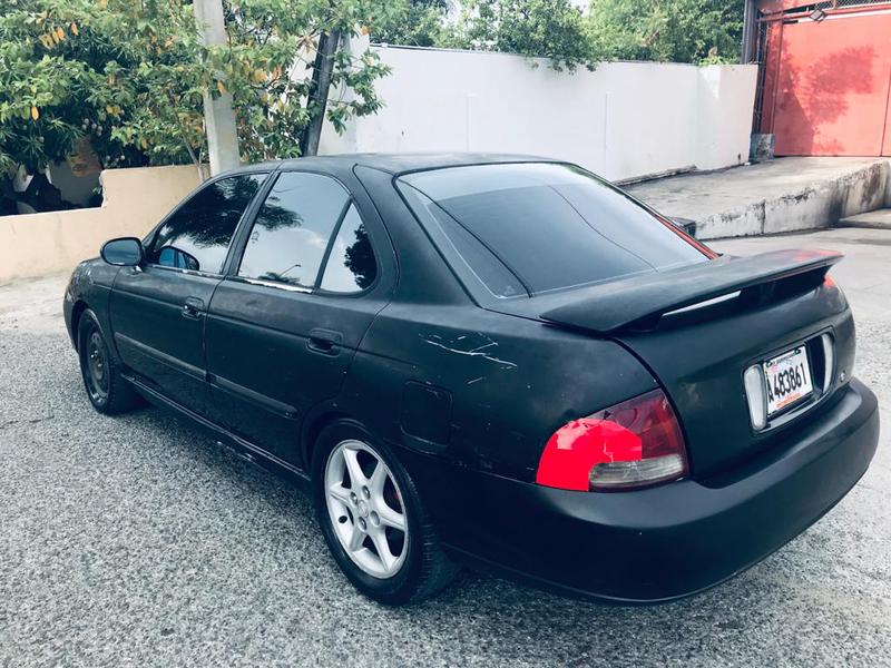 Nissan Sentra 2.0 • 2001 • 196,000 km 7