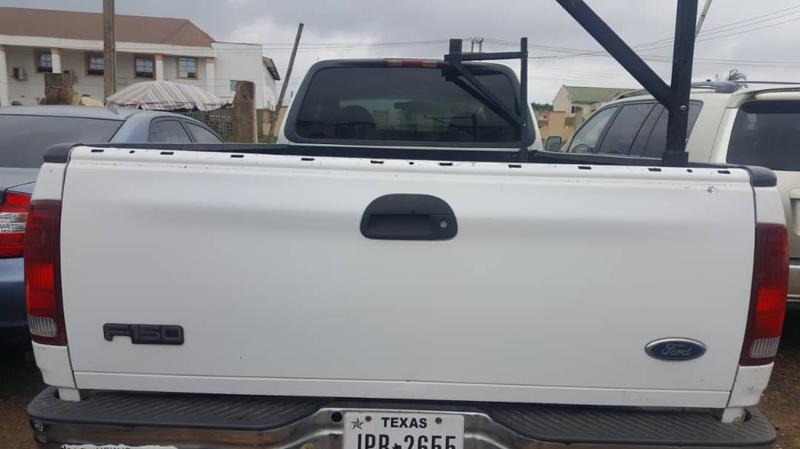 Ford F-150 • 2005 • 160 km 3