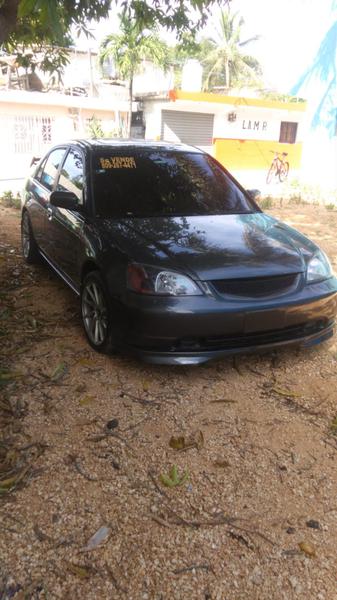 Honda Civic • 2003 • 20,000 km 3