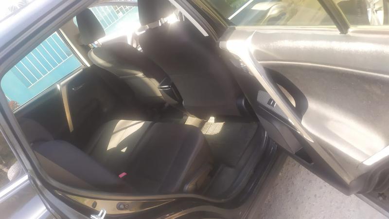 Toyota RAV4 • 2014 • 46,000 km 2