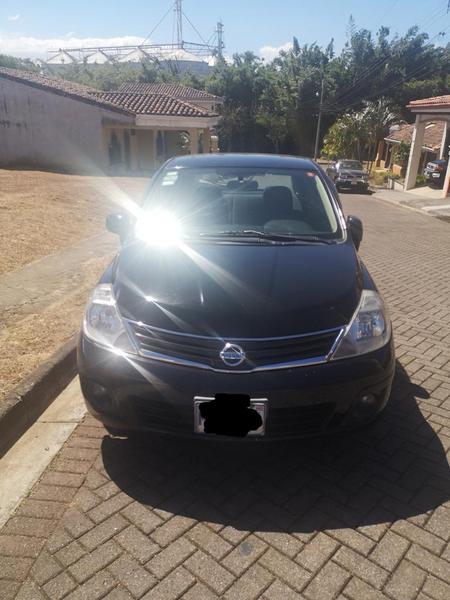 Nissan Tiida • 2012 • 226,000 km 1