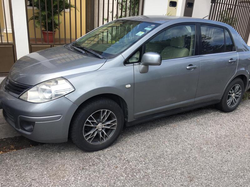 Nissan Tiida • 2011 • 187,000 km 2