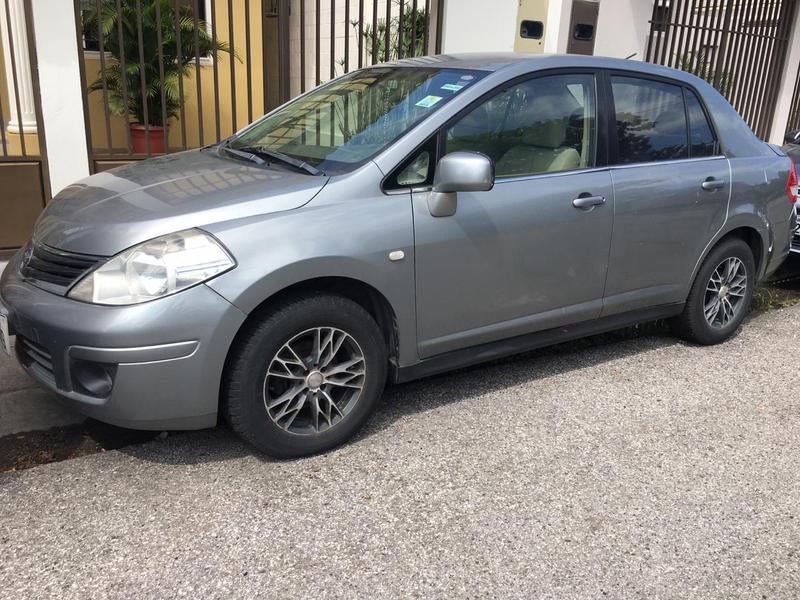 Nissan Tiida • 2011 • 183,000 km 3