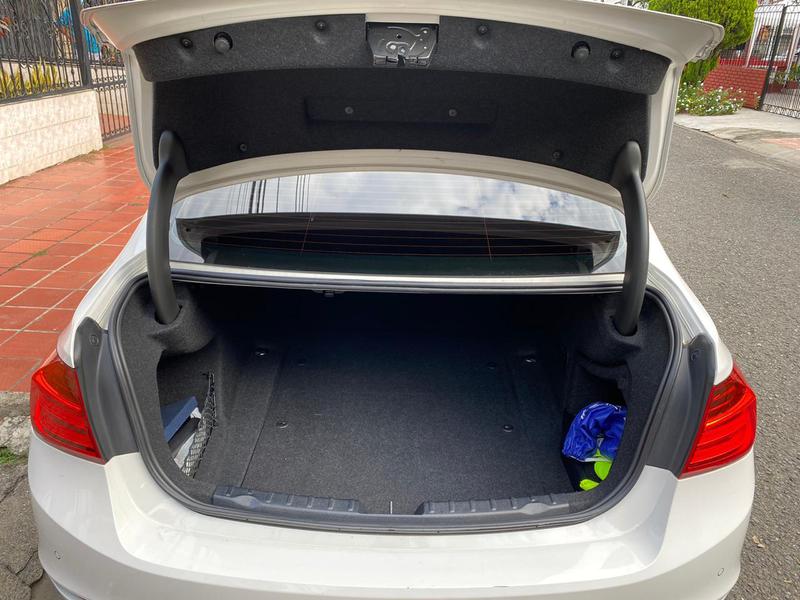 BMW E60 • 2014 • 49,700 km 1