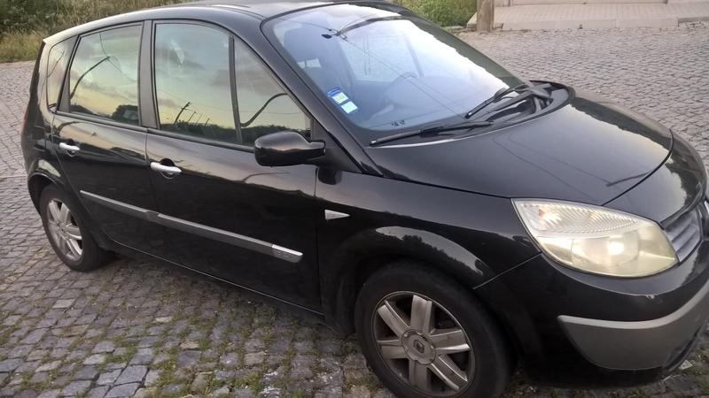 Renault Scénic • 2004 • 240,000 km 4