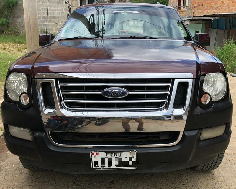 Ford Explorer • 2006 • 123,000 km 6