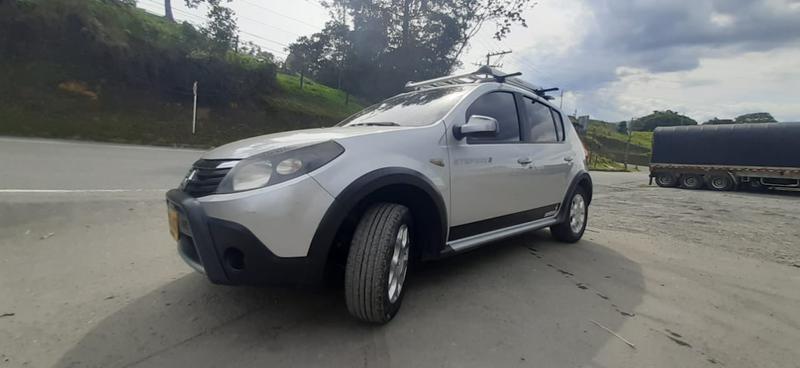 Renault Stepway • 2010 • 124,699 km 5