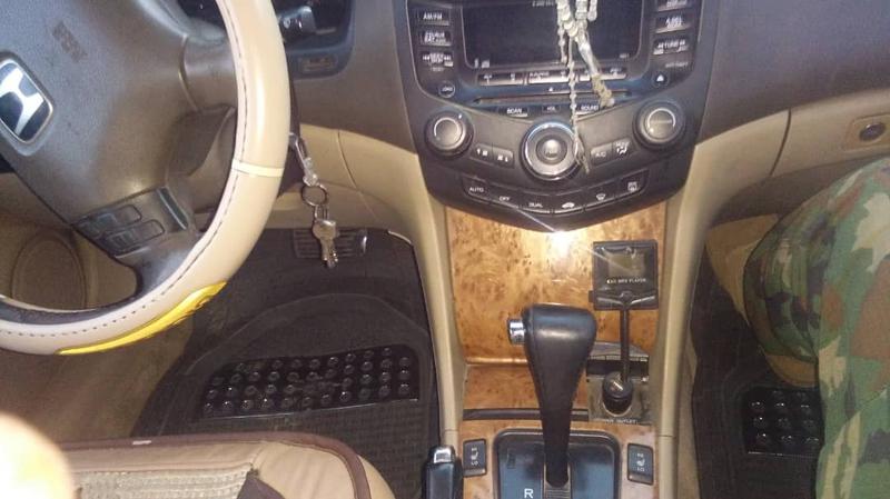 Honda Accord • 2004 • 99,000 km 6