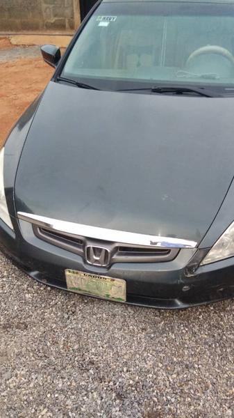 Honda Accord • 2004 • 99,000 km 3