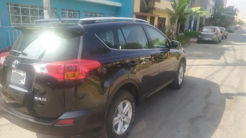 Toyota RAV4 • 2014 • 46,000 km 7