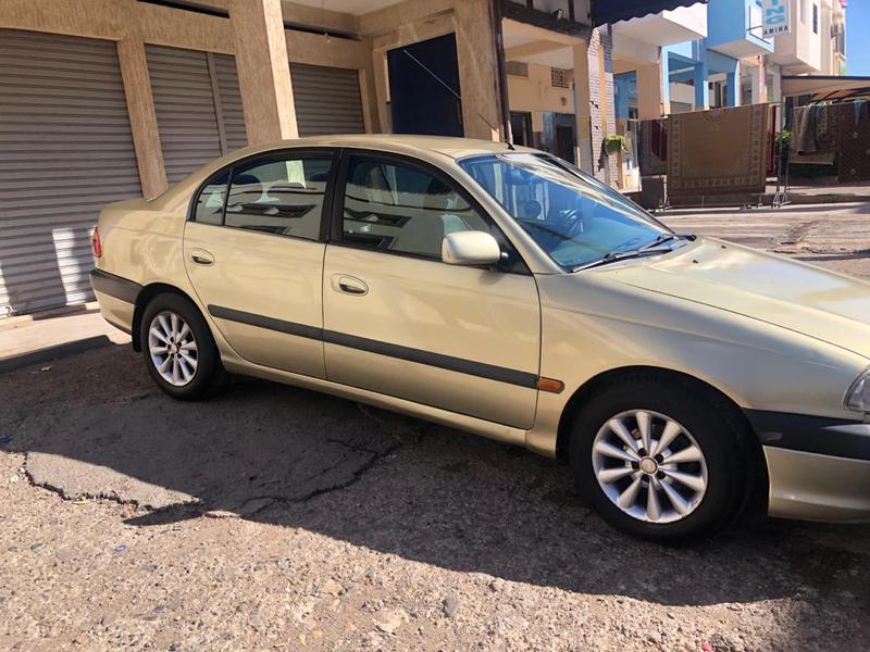 Toyota Avensis • 2001 • 200,000 km 4