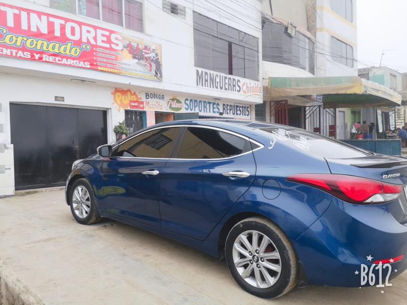 Hyundai Elantra • 2015 • 38,000 km 10