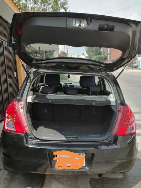 Suzuki Swift • 2010 • 200 km 2
