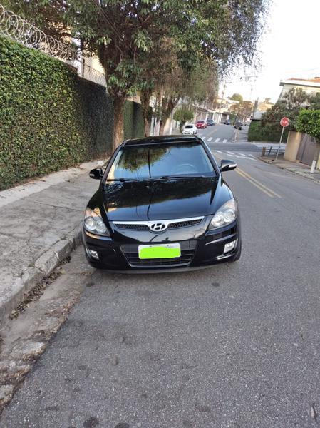 Hyundai i30 • 2012 • 104 km 1