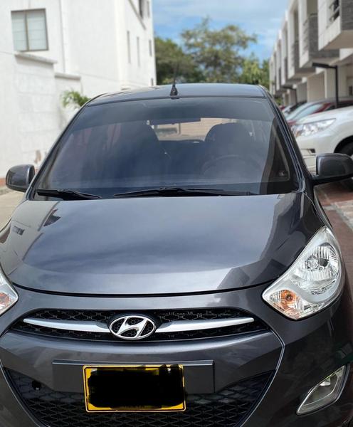 Hyundai i10 • 2013 • 83,784 km 2