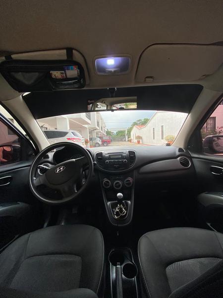 Hyundai i10 • 2013 • 83,784 km 6