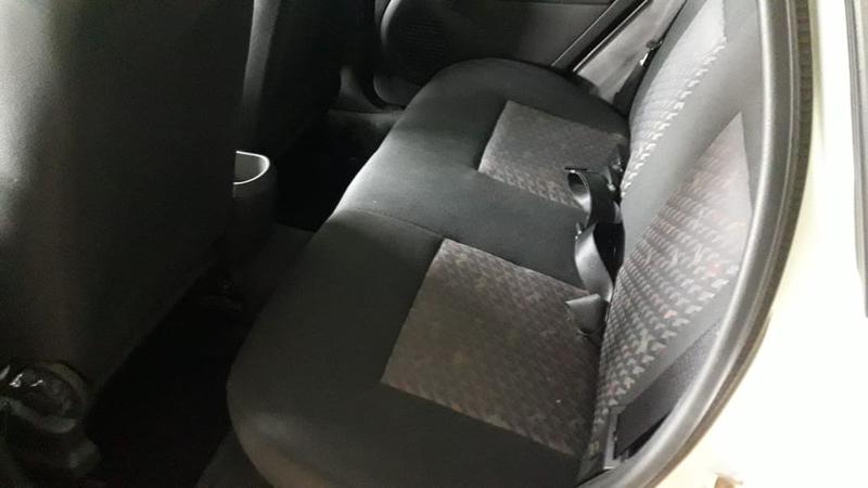 Ford Fiesta • 2003 • 114,650 km 8