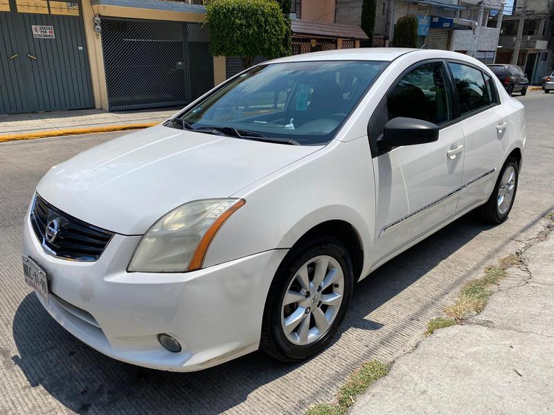 Nissan Sentra • 2011 • 213,000 km 3