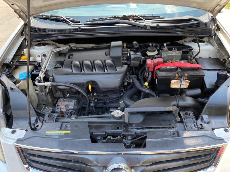 Nissan Sentra • 2011 • 213,000 km 7