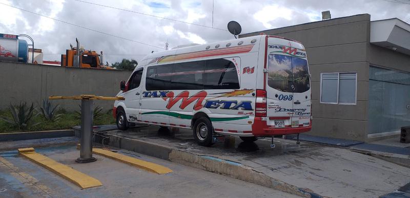 Mercedes-Benz 310 Van • 2017 • 328,000 km 5
