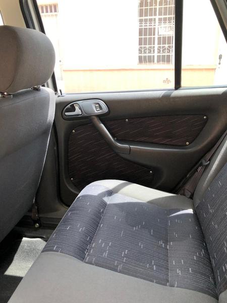 Volkswagen Gol • 2006 • 181,000 km 10