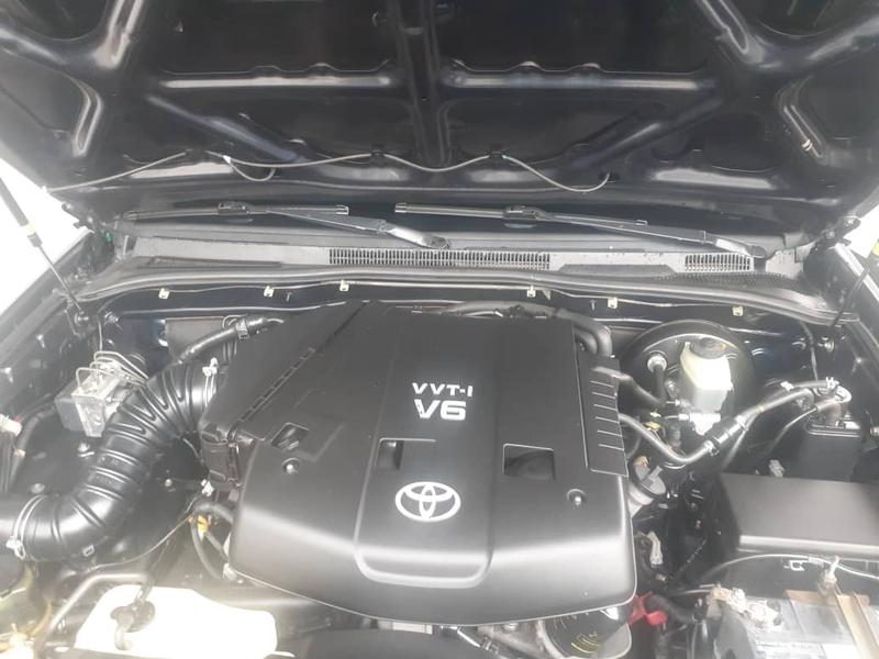 Toyota 4 Runner Limited • 2007 • 87,000 km 6