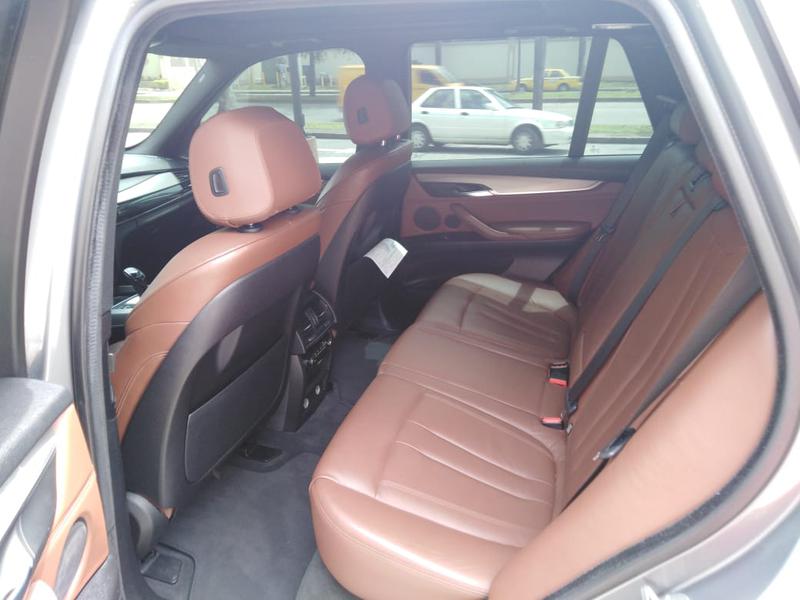 BMW X5 • 2015 • 88,000 km 12