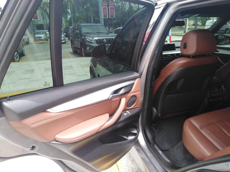 BMW X5 • 2015 • 88,000 km 9