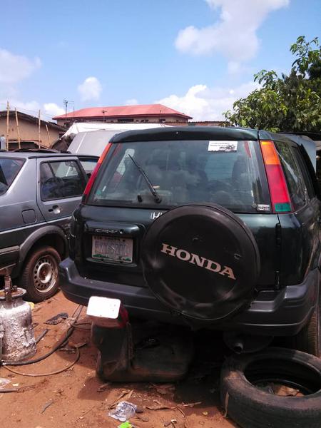 Honda CR-V • 1999 • 91,000 km 6