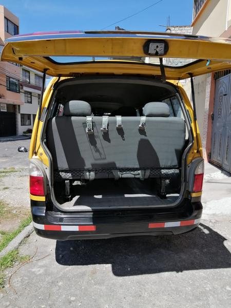 Kia Pregio • 2011 • 15 km 4