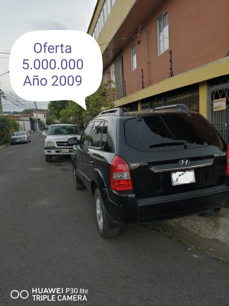 Hyundai Tucson • 2009 • 165 km 5