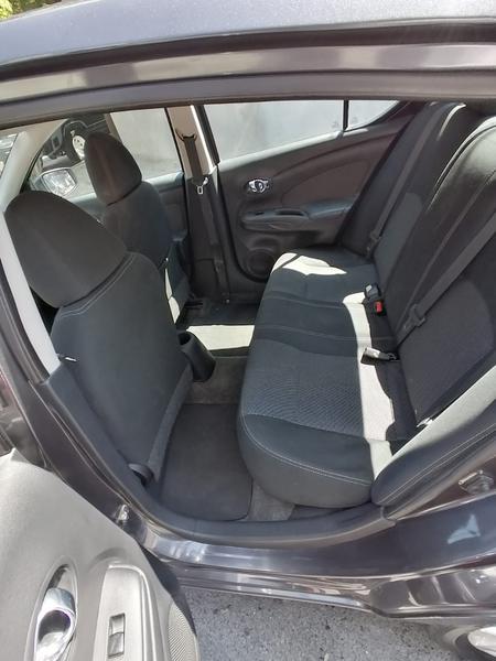 Nissan Versa sense • 2015 • 10,000 km 4