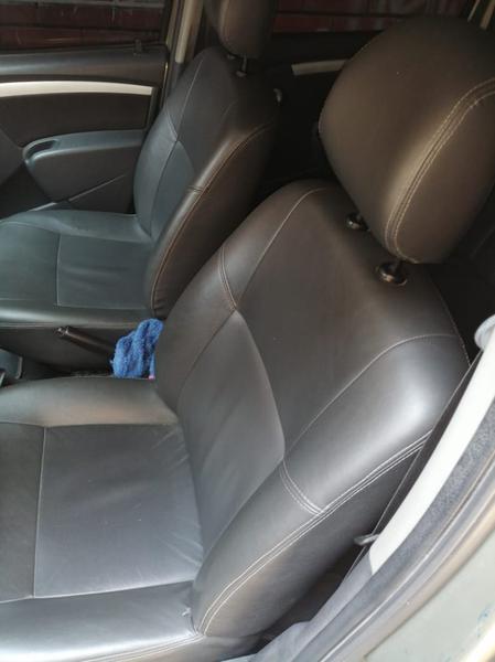 Renault  • 2012 • 117,700 km 4