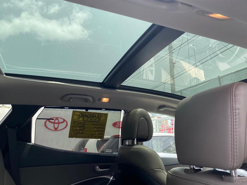 Hyundai Santa Fe • 2014 • 9 km 6