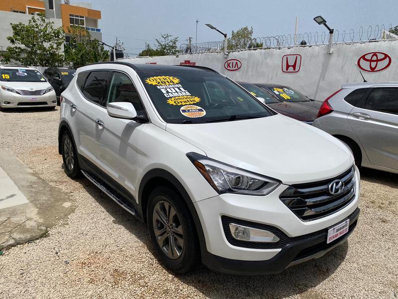 Hyundai Santa Fe • 2014 • 9 km 7