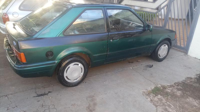 Ford Escort • 1996 • 190,000 km 1