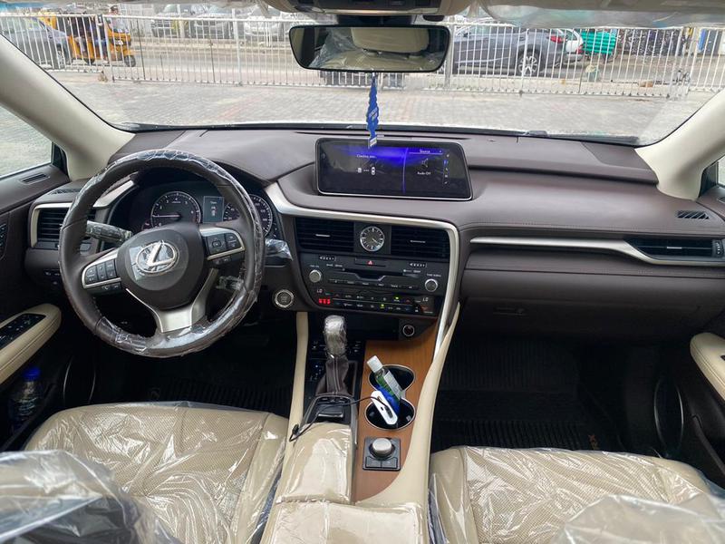 Lexus RX • 2018 • 115,455 km 4