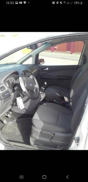 Ford Focus • 2007 • 187,000 km 2