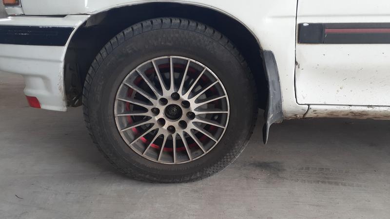 Ford Fiesta • 1999 • 288,543 km 4