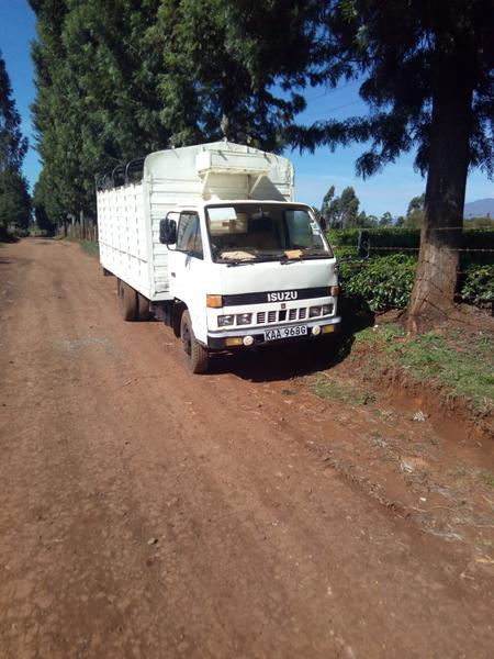 Isuzu D-MAX • 1990 • 800,000 km 5