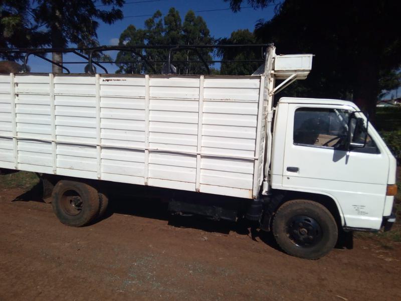 Isuzu D-MAX • 1990 • 800,000 km 2